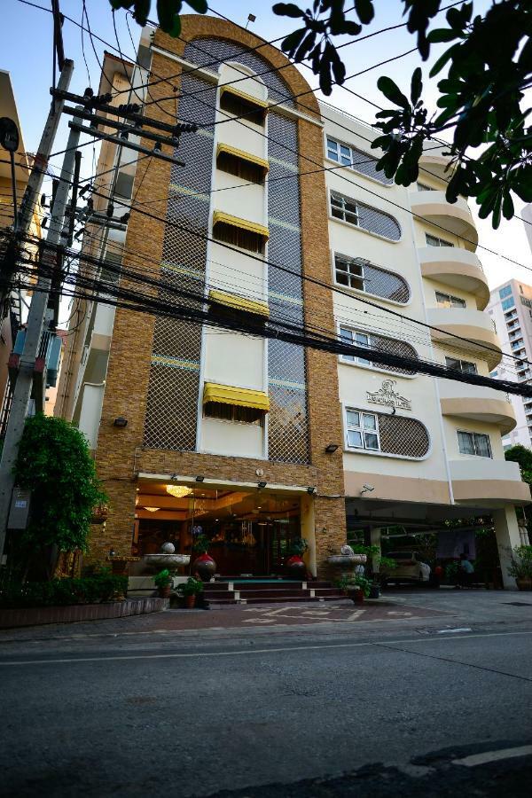 Rajadhani Hotel Pattaya Exterior foto